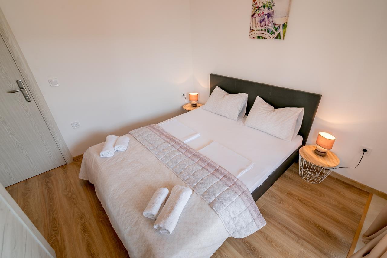 Vasic Apartments Herceg Novi Eksteriør billede
